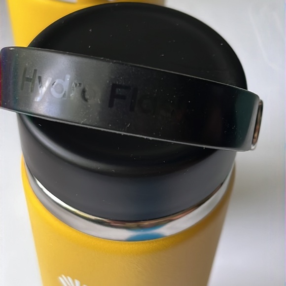 NWT Hydro Flask 20oz Wide Mouth in Sunflower - Picture 3 of 7